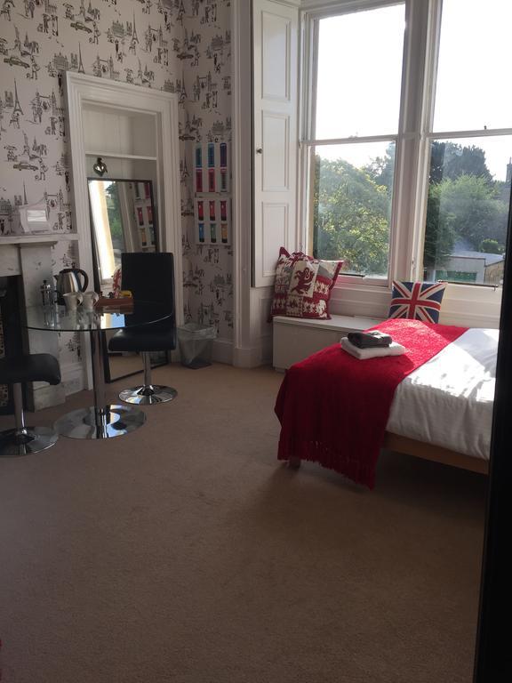 Couette-café Wilton Road *